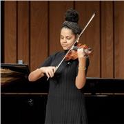 Profesora de violín imparte clases particulares para todas las edades y niveles